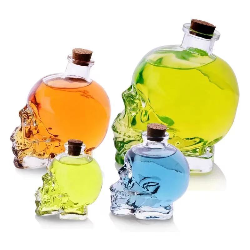 Crystal Skull Head Bottle Whis - Wine Beer Spirit recension och pris
